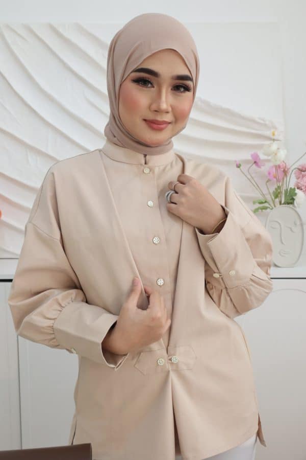 Zara Suit Shirt in Sand White - Image 3
