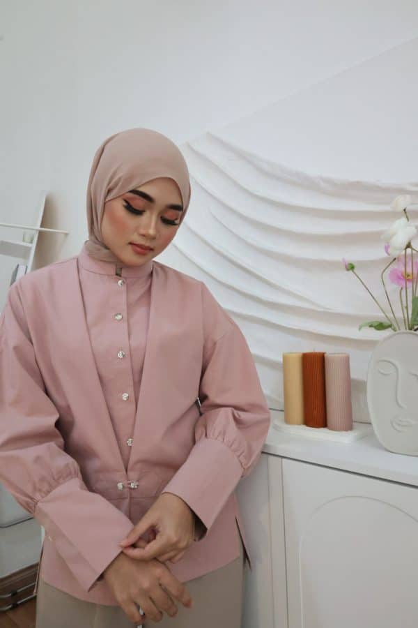 Zara Suit Shirt in Ash Rose - Image 3