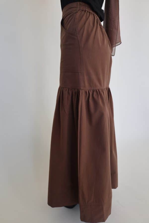 Sandy Plain Skirt in Burnt Umber - Image 2